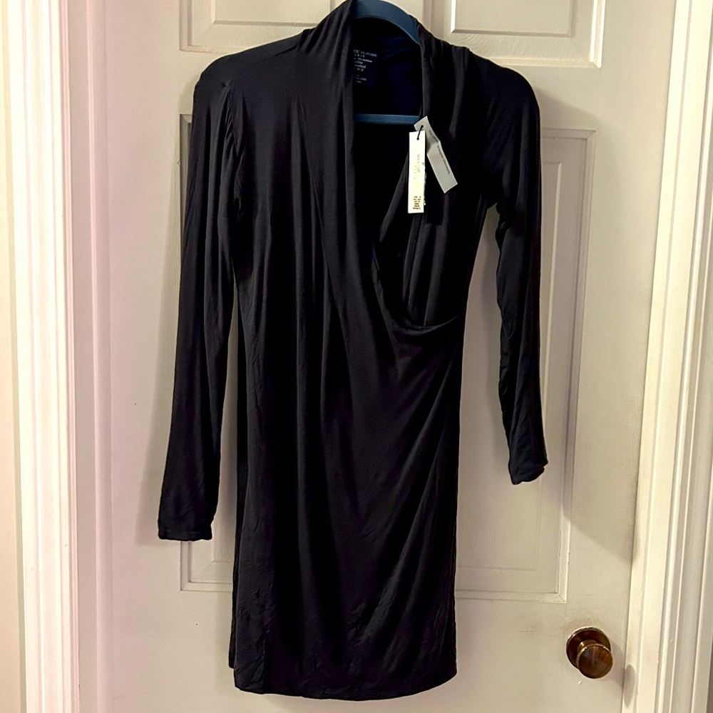 Dark gray size 2 Majestic Filatures Dress. NWT